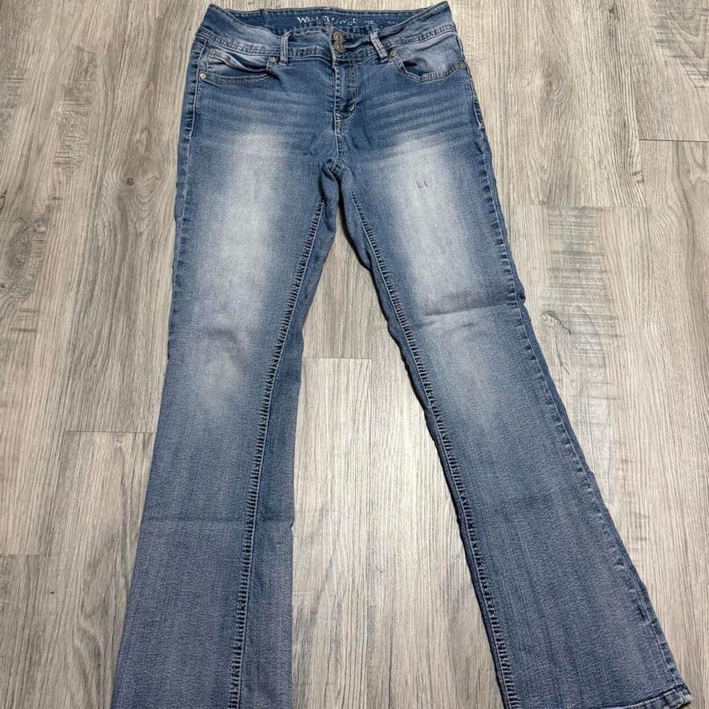 WallFlower Flare Jeans Women Size 9